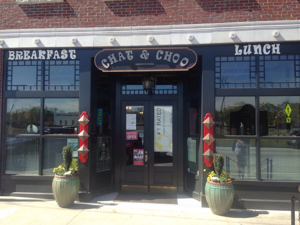Chat and Choo exterior, downtown Villa Rica GA